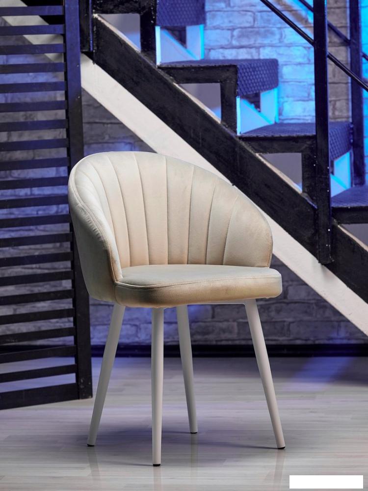 Стулья для кухни и бара Памир Зефир F06 (светло-бежевый/белая опора)