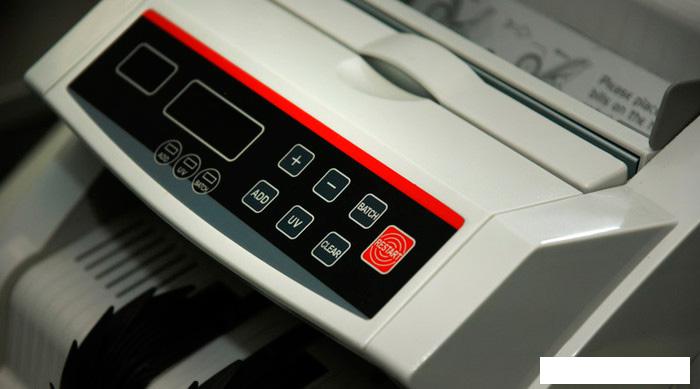 Счетчик банкнот DoCash 3040 UV