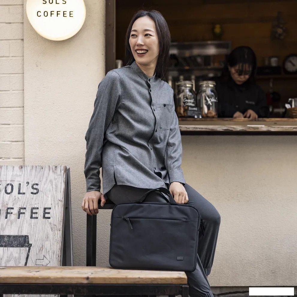 Женские и мужские сумки Case Logic Invigo 15.6" INVIA116