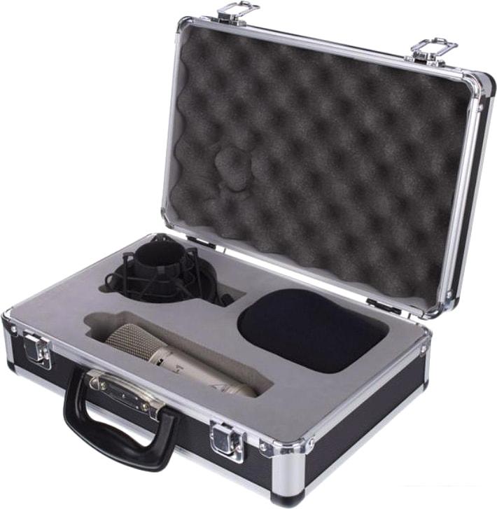 Проводной микрофон Behringer B-1