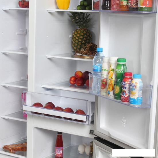 Холодильник side by side Hyundai CS6073FV (золотистое стекло)