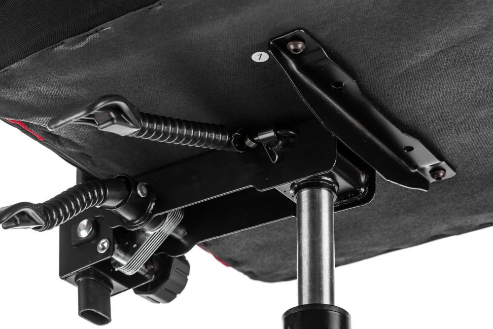 Игровое (геймерское) кресло Mio Tesoro Примо 8011 (черный/красный)