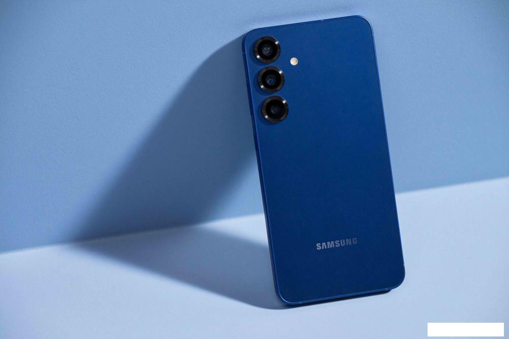 Смартфон Samsung Galaxy S25 SM-S931B 12GB/128GB (синий)
