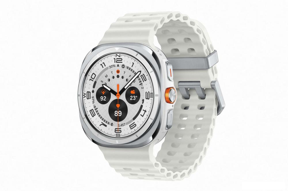 Умные часы Samsung Galaxy Watch Ultra 47 мм LTE (белый титан)