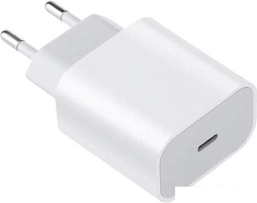 Сетевое зарядное Xiaomi Mi 20W Charger AD201EU (международная версия) Сетевое зарядное Xiaomi Mi 20W Charger AD201EU (международная версия)