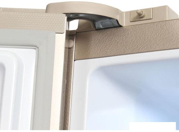 Холодильник side by side Hyundai CS6073FV (золотистое стекло)