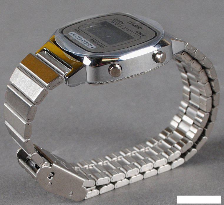 Наручные часы Casio LA670WEA-7E