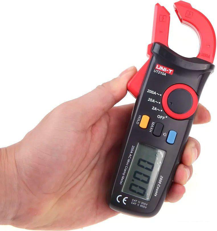 Токовые клещи UNI-T UT210A