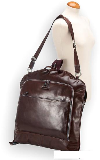 Чемоданы и дорожные сумки Piquadro Blue Square Kleidersack PA1617B2/MO Mahogany