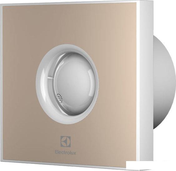 Осевой вентилятор Electrolux Rainbow EAFR-120 (бежевый)