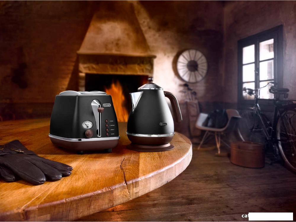 Тостер DeLonghi CTOV 2103.BK