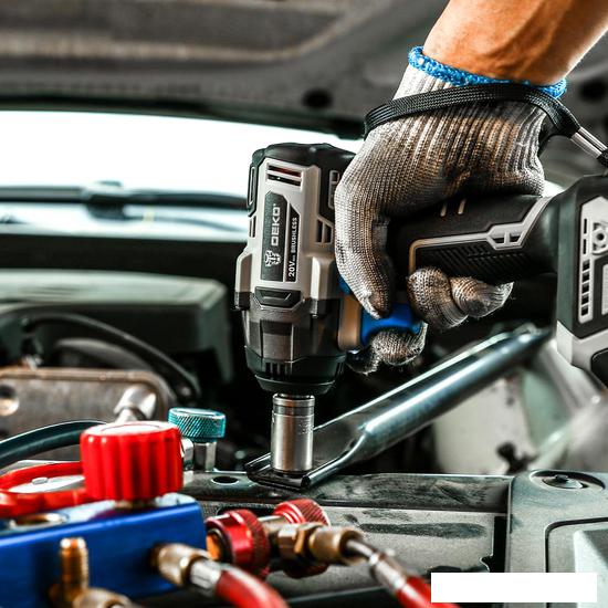 Гайковерт Deko DKIS20 063-4035 (с 1-им АКБ)