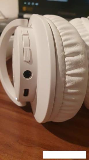 Наушники Audio-Technica ATH-M20xBT (белый)