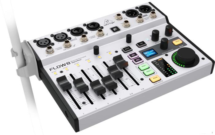 Микшерный пульт Behringer Flow 8
