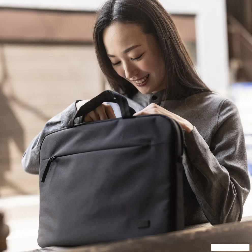 Женские и мужские сумки Case Logic Invigo 15.6" INVIA116