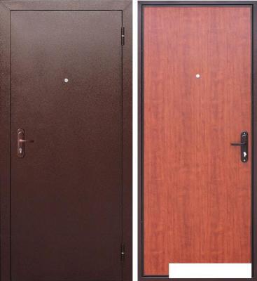 Металлическая дверь Garda Стройгост 5 РФ (рустикальный дуб)