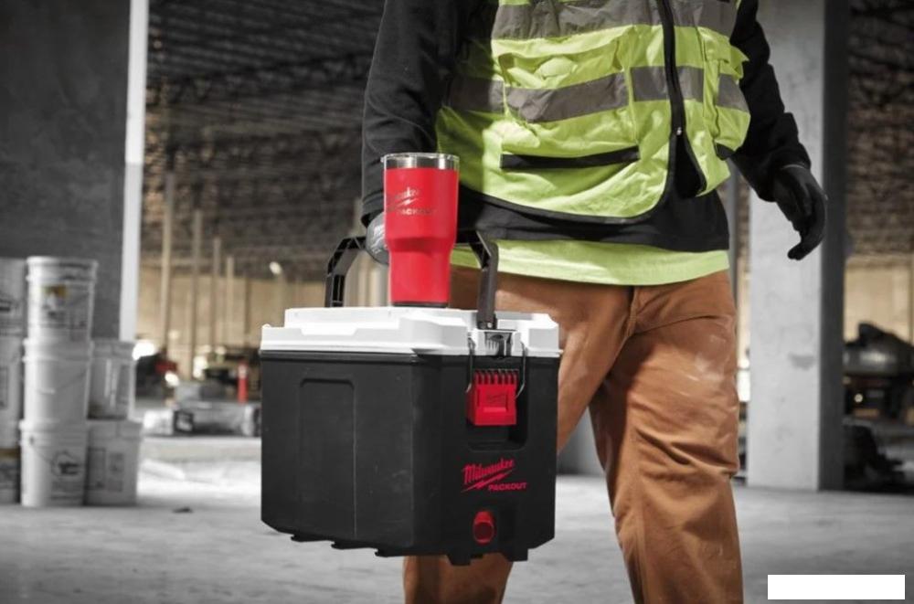 Термокружка Milwaukee Packout 0.887л (красный)