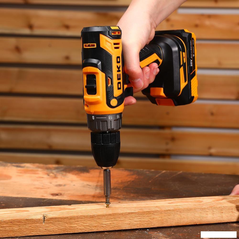 Дрель-шуруповерт Deko DKCD20FU-Li 2024 063-4454 (без АКБ)