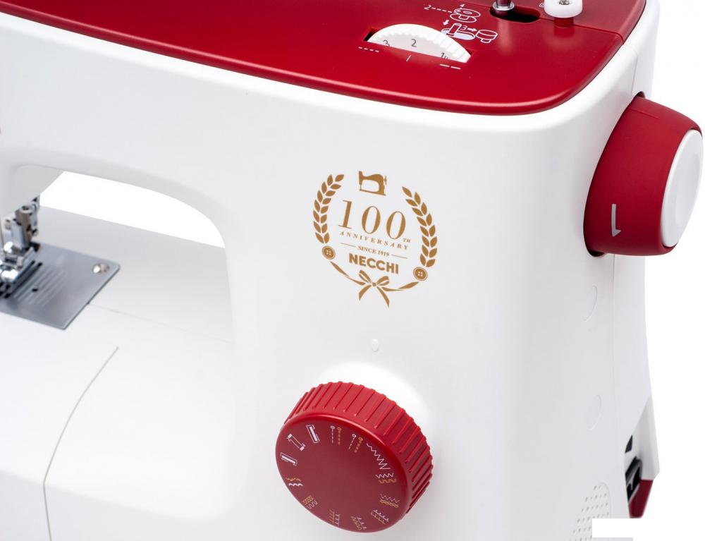 Электромеханическая швейная машина Necchi 2422