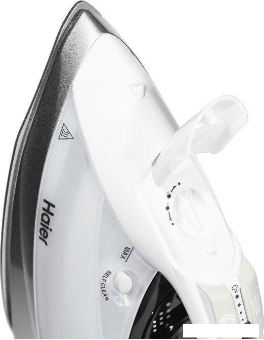 Утюг Haier HI-502