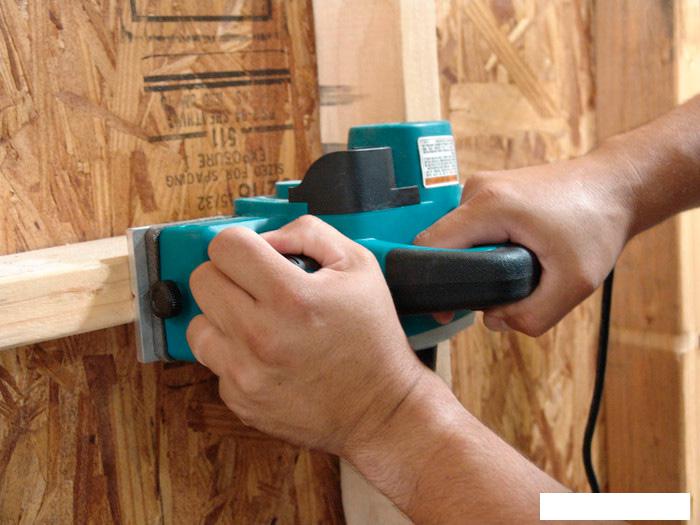 Рубанок Makita KP0800