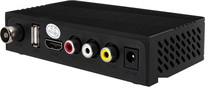 Приемник цифрового ТВ StarWind CT-200