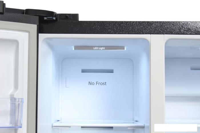 Холодильник side by side Hyundai CS5003F (черное стекло)