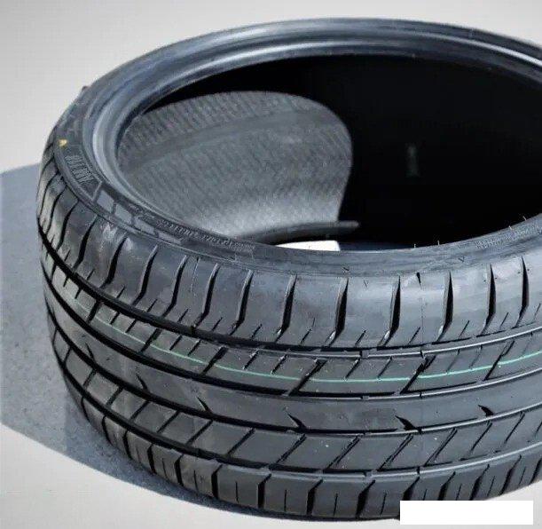 Летние шины Roador Amaro 118 235/40R19 92W