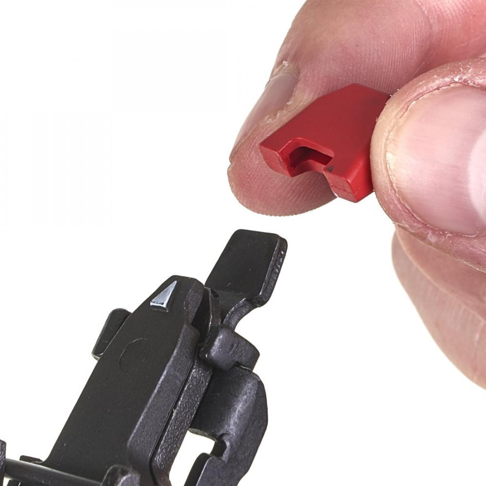 Milwaukee M18FN18GS-202X 4933471407 (с 2-мя АКБ, кейс)