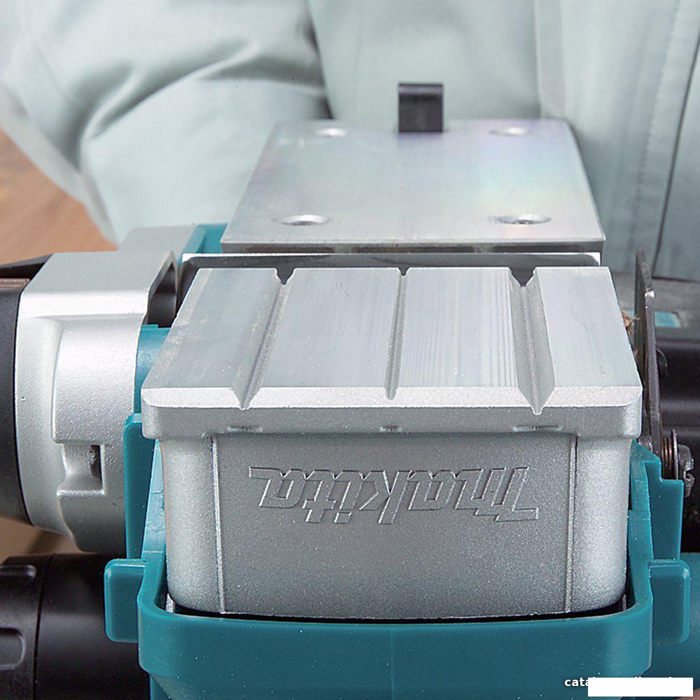 Рубанок Makita KP0810