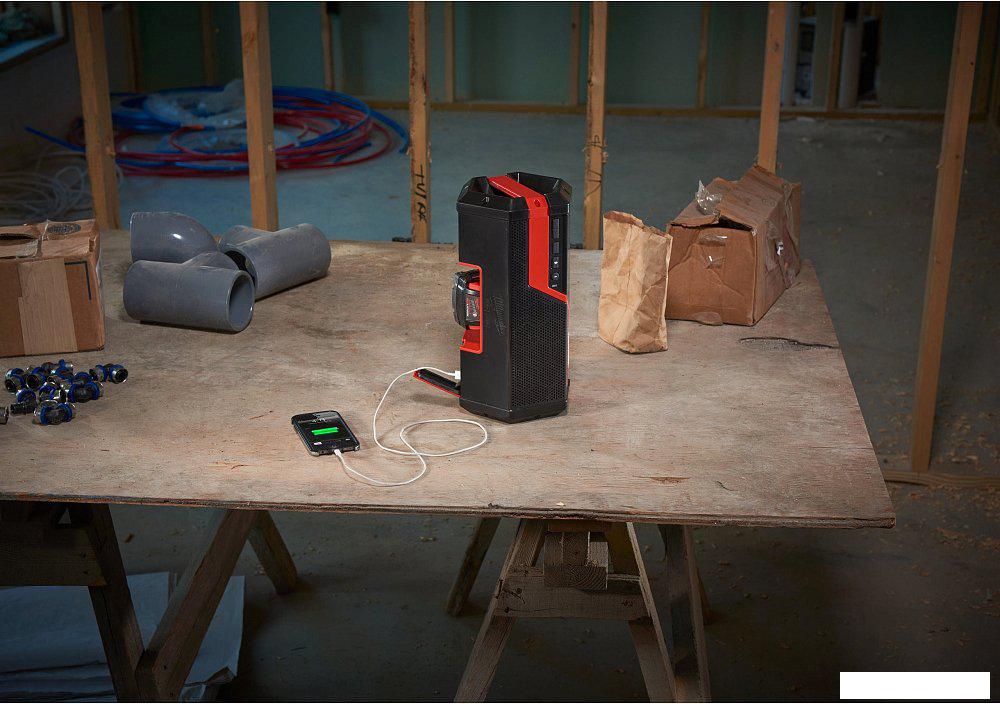 Беспроводная колонка Milwaukee M12-18 JSSP-0