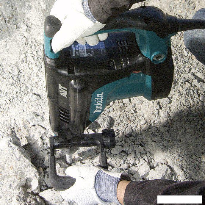 Отбойный молоток Makita HM1213C