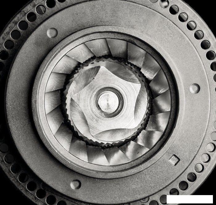 Кофемашина Krups Quattro Force EA82F010