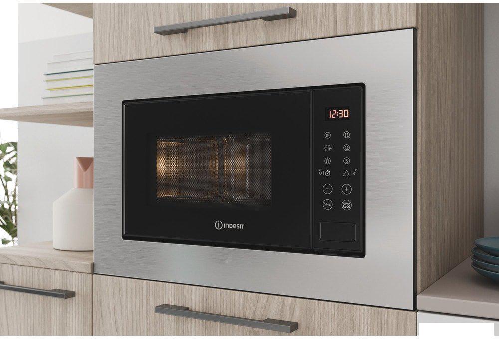 Микроволновая печь Indesit MWI 120 GX