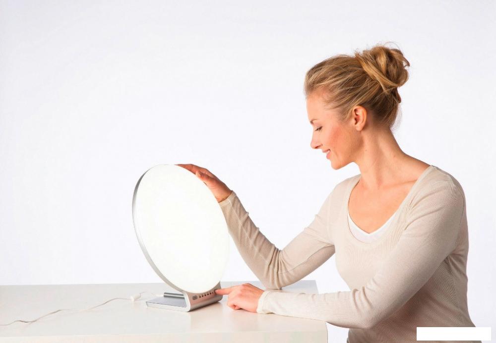 Настольная лампа Beurer TL 100