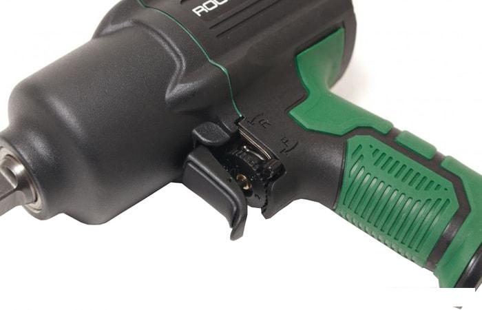 Пневматический гайковерт RockForce RF-82549K4