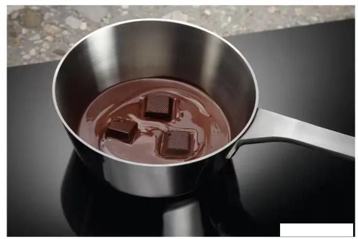 Варочная панель Electrolux EIV85453