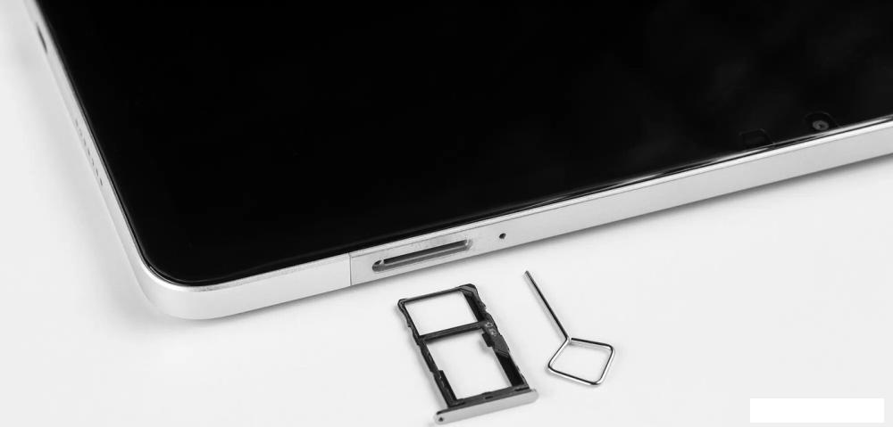 Планшеты Horizont H-Tab 1+ 8GB/128GB LTE (серебристый)