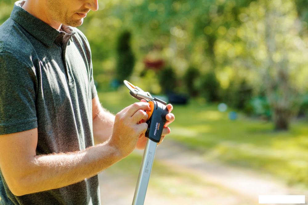 Сучкорез Fiskars PowerGear X UPX82 1023625