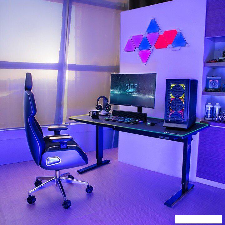 Геймерский стол Thermaltake 350 Smart Gaming Desk GGD-EDN-BKEIRW-01