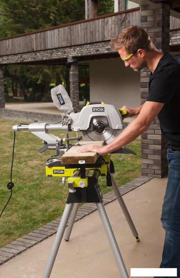 Торцовочная пила Ryobi EMS305RG