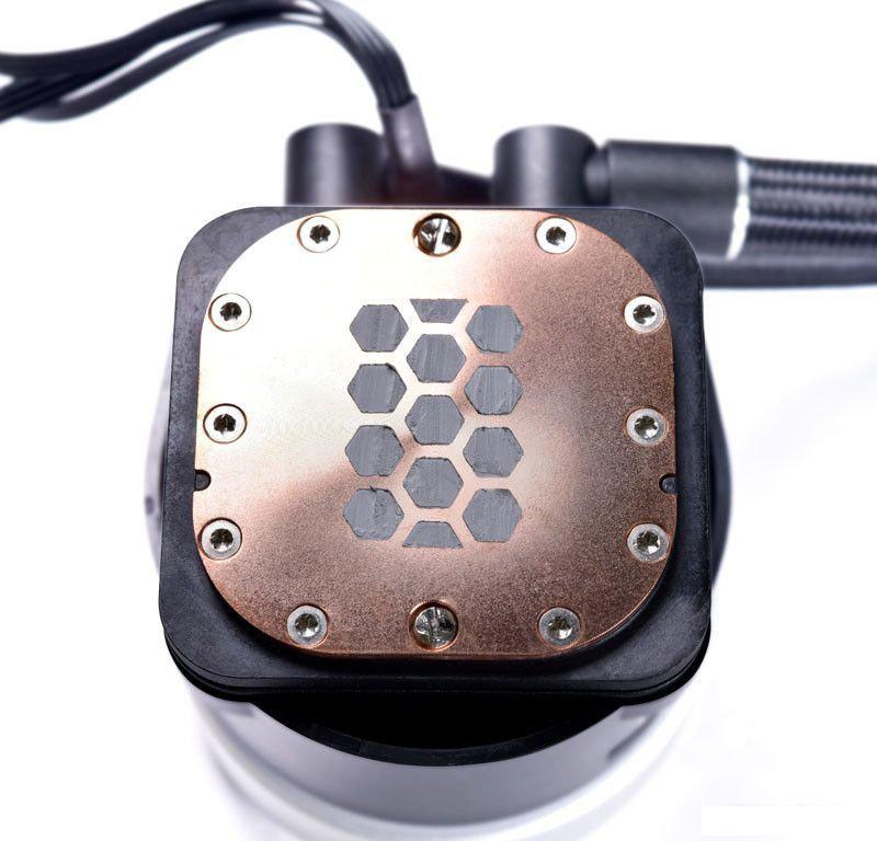Система жидкостного охлаждения для процессора Lian Li Galahad II Trinity 360 G89.GA2T36B.R0