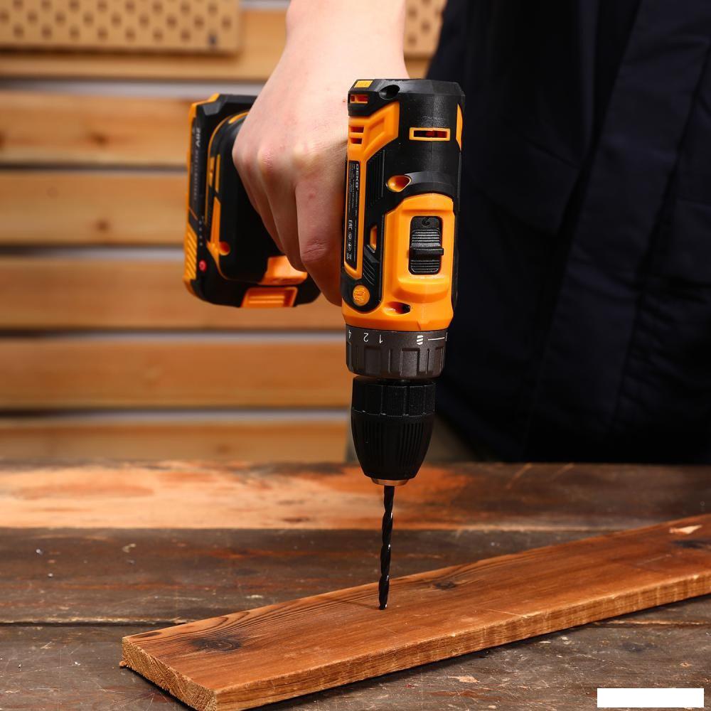 Дрель-шуруповерт Deko DKCD20FU-Li 2024 063-4454 (без АКБ)