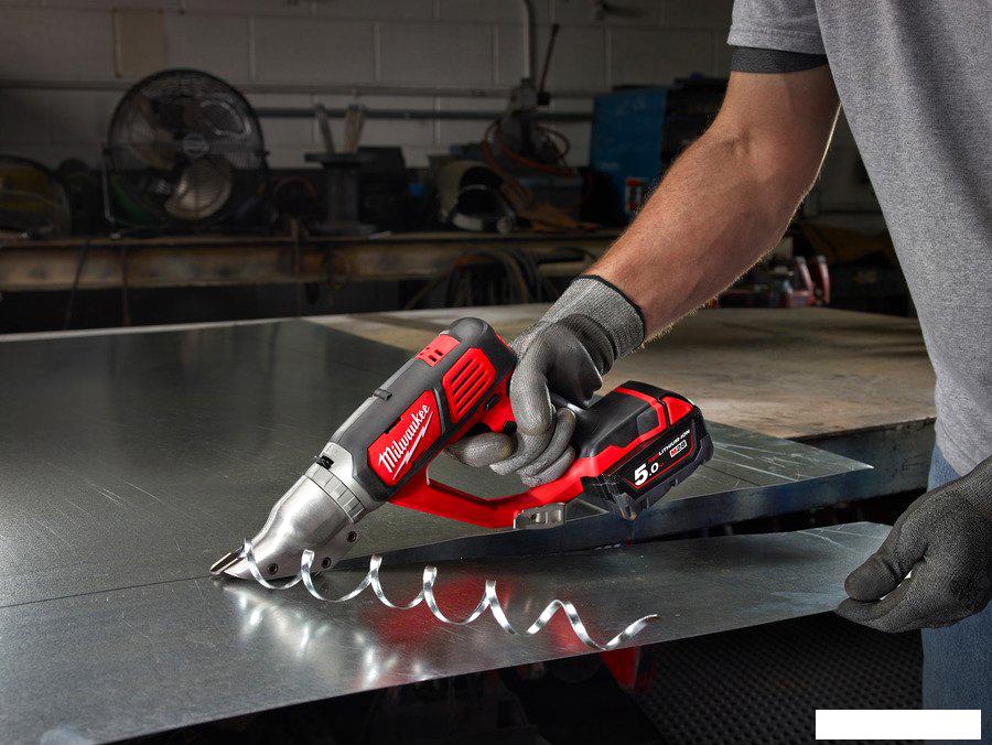 Шлицевые электрические ножницы Milwaukee M18 BMS20-0 4933447935 (без АКБ)