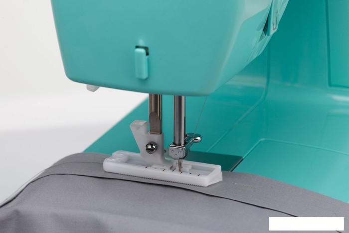 Электромеханическая швейная машина Singer Simple 3223G