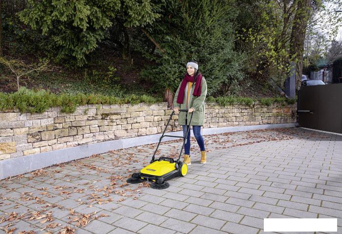 Подметальная машина Karcher S 4 Twin 1.766-360.0