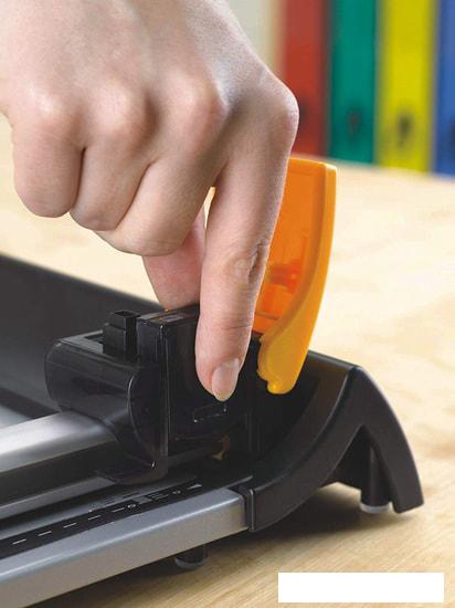 Роликовый резак Fellowes SafeCut Electron A3