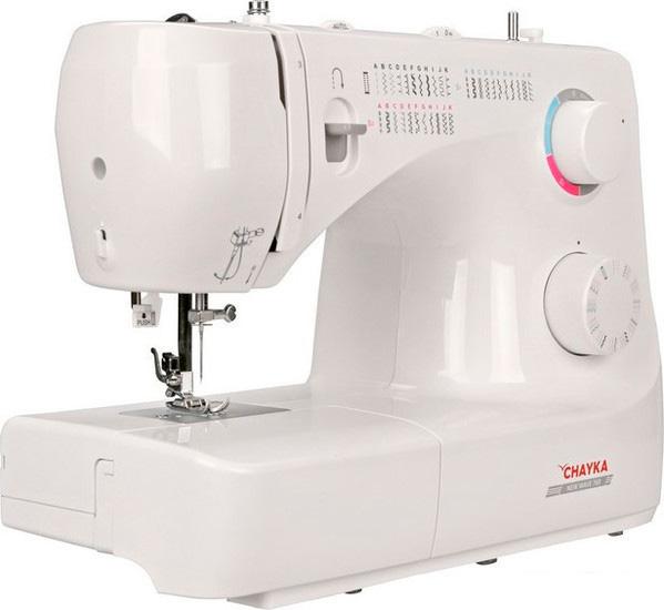 Электромеханическая швейная машина Chayka New Wave 760