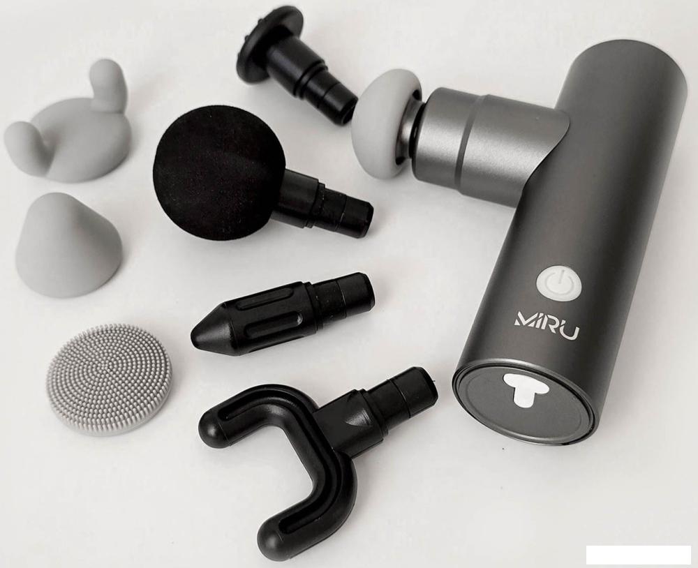 Перкуссионный массажер Miru BM-18 (8 насадок, серый)