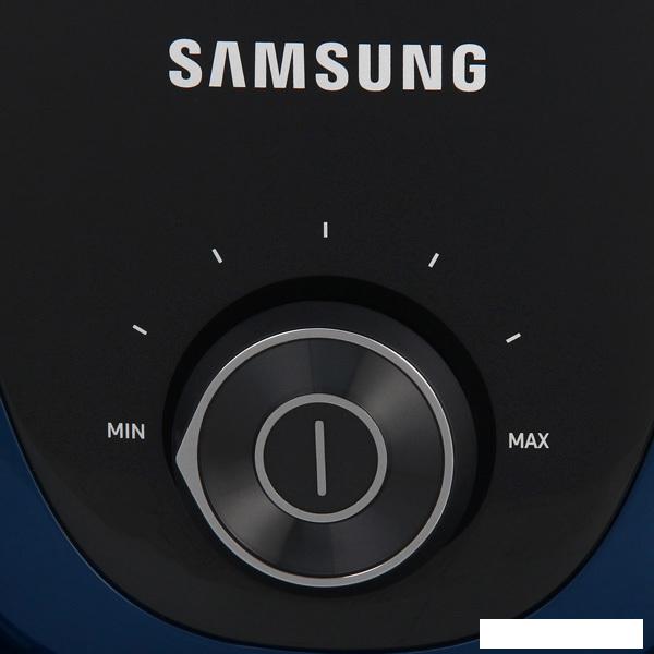 Пылесос Samsung VC18M3120VU/EV